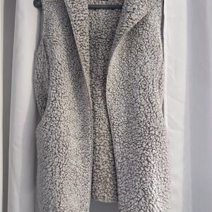 Love Tree Women's Cream Teddy Jacket